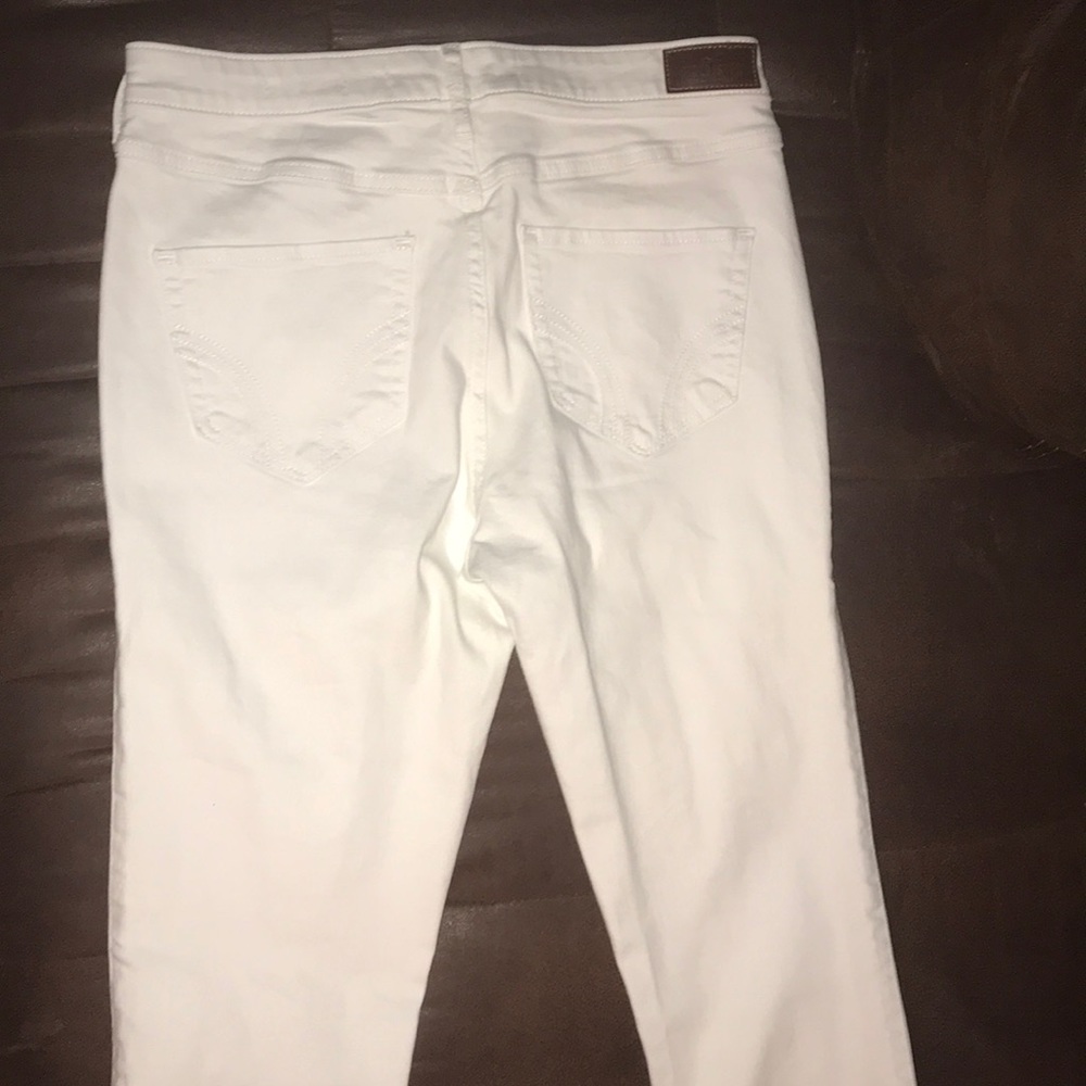 Hollister size w 29 L 30